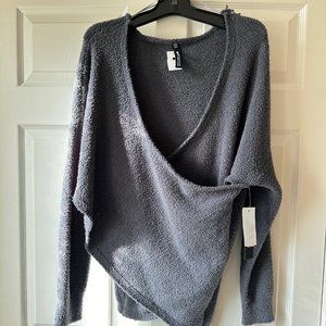 Design Lab Gray Sweater - Size L with tags